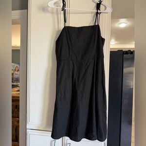 Elegant Black Spaghetti Strap Dress
